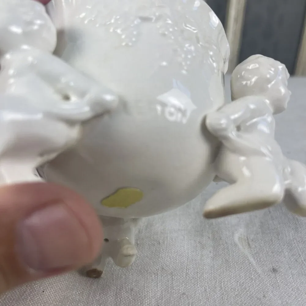 Vintage White Ceramic Planter w/ 3 Cherubs - Embossed Grapes Lefton Japan